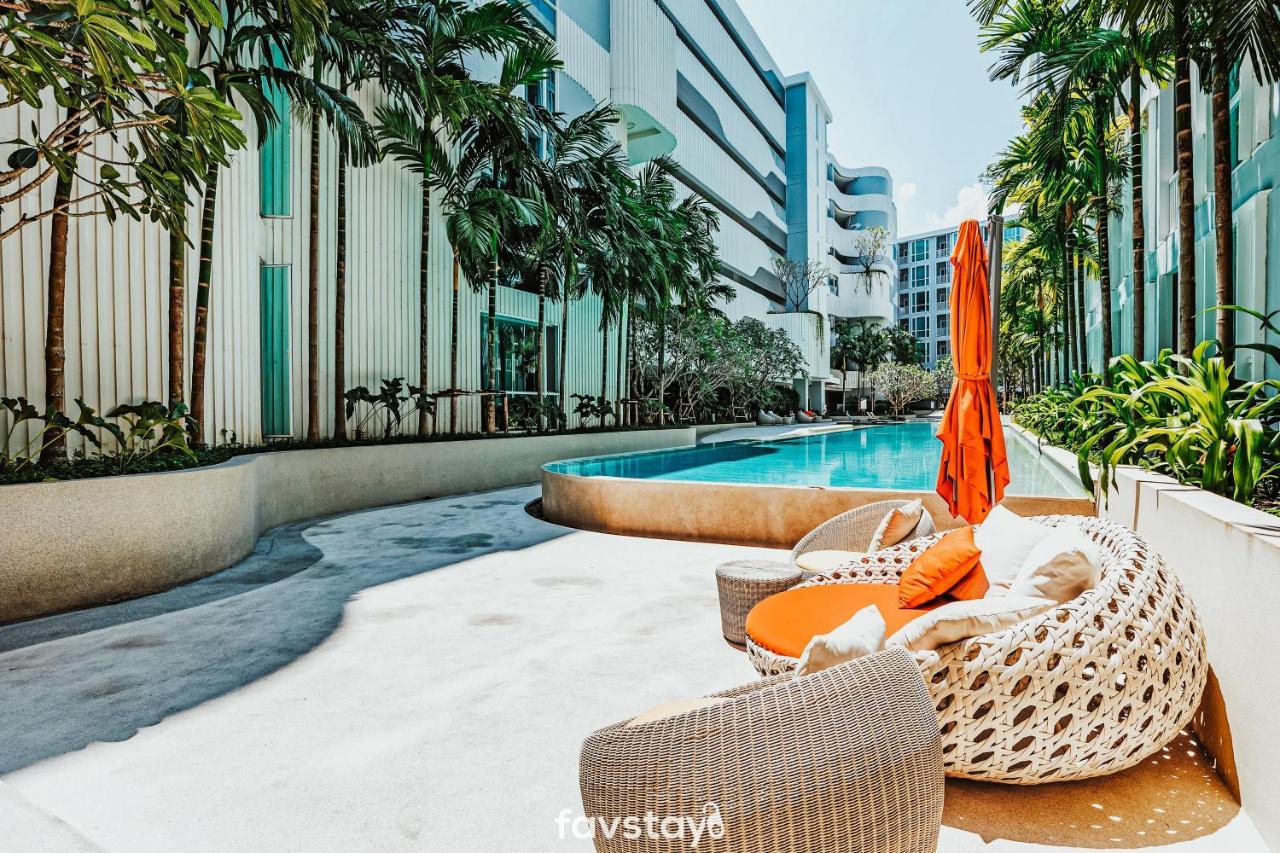 Favstay - The Base Downtown プーケット エクステリア 写真