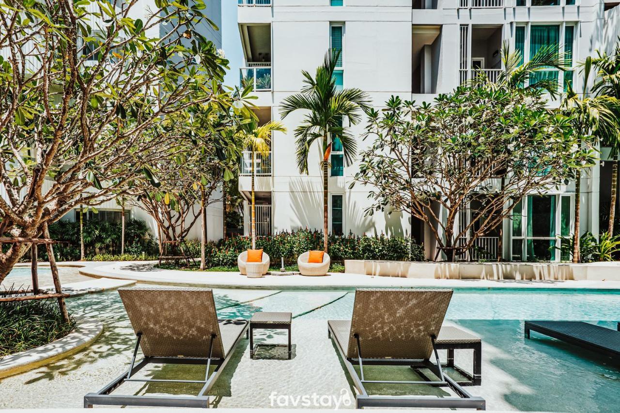Favstay - The Base Downtown プーケット エクステリア 写真